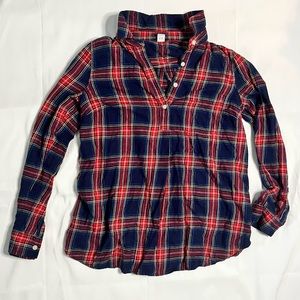 Old Navy maternity flannel tunic top